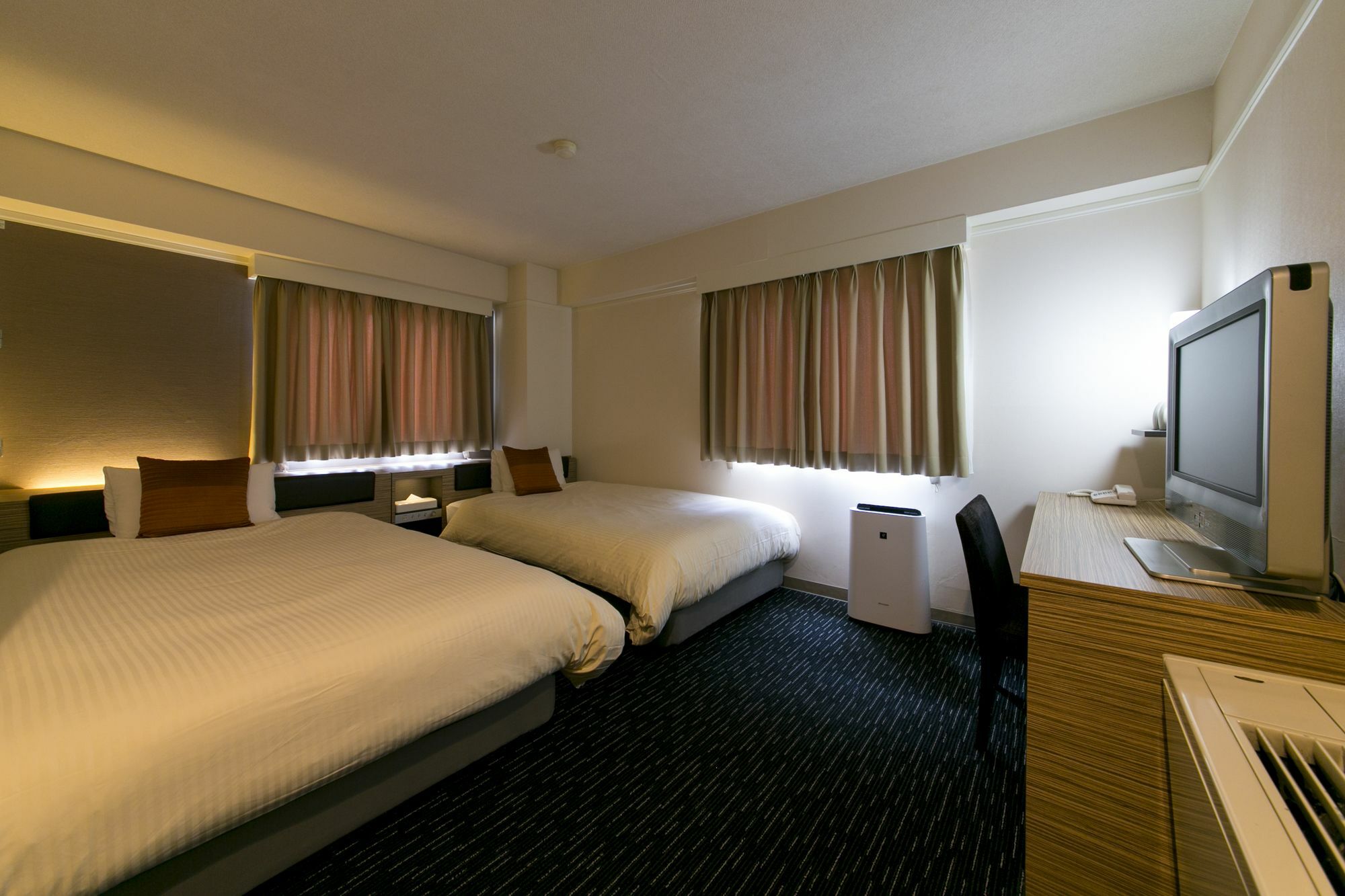 Plaza Hotel Toyota Toyota  Exteriör bild